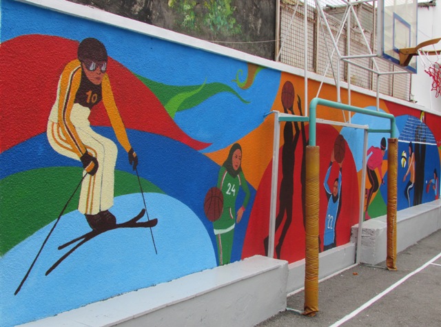 نقاشی دیواری شهر